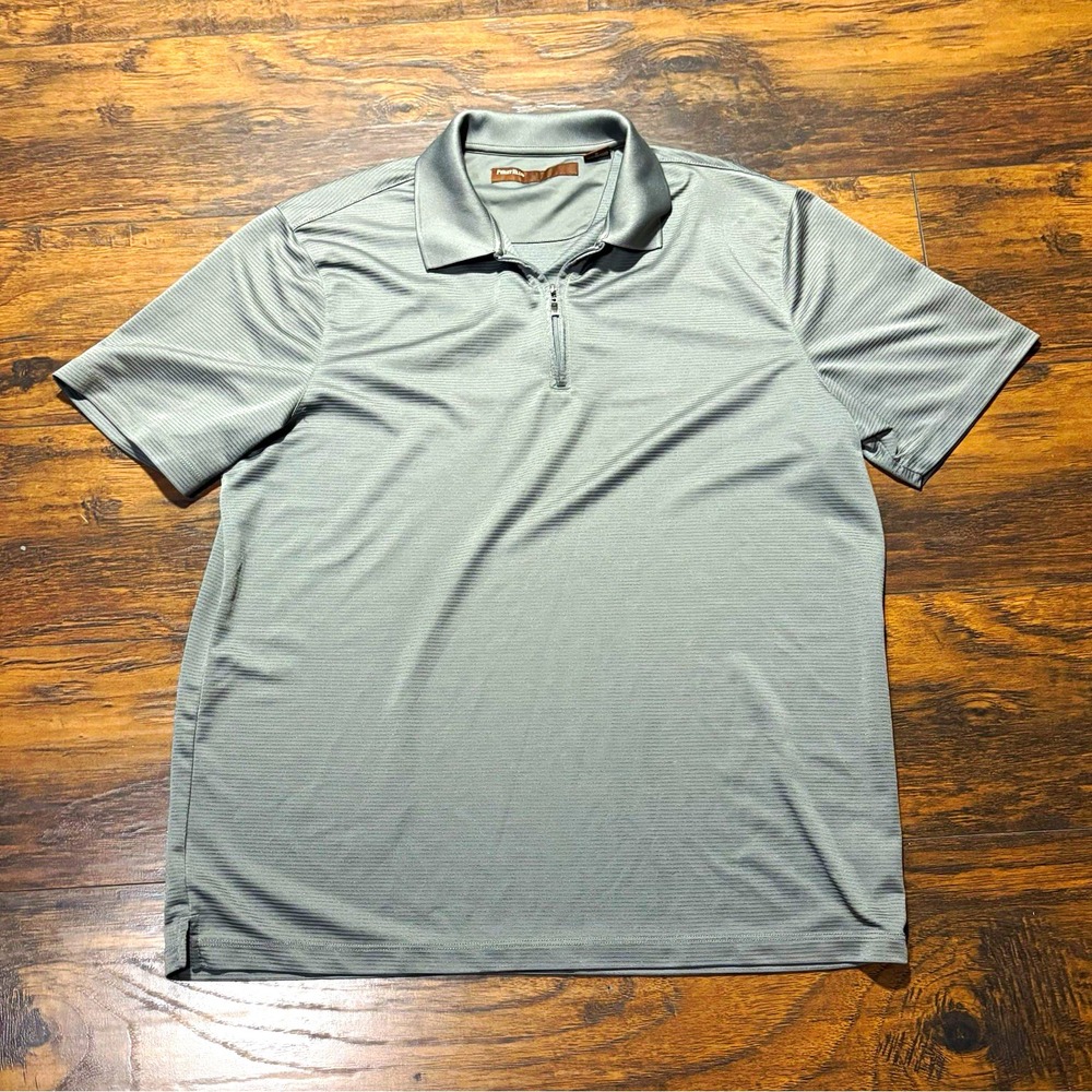 Perry Ellis Golf Polo Men’s L Gray Striped 1/4 Zip Short Sleeve Activewear